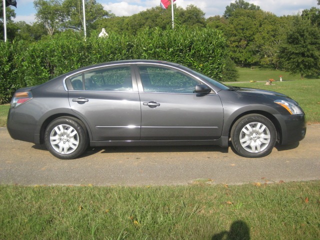 2010 Nissan Altima Pickupslt Quad Cab SWB 4WD 4x4 Truck