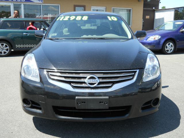 2010 Nissan Altima GS-R