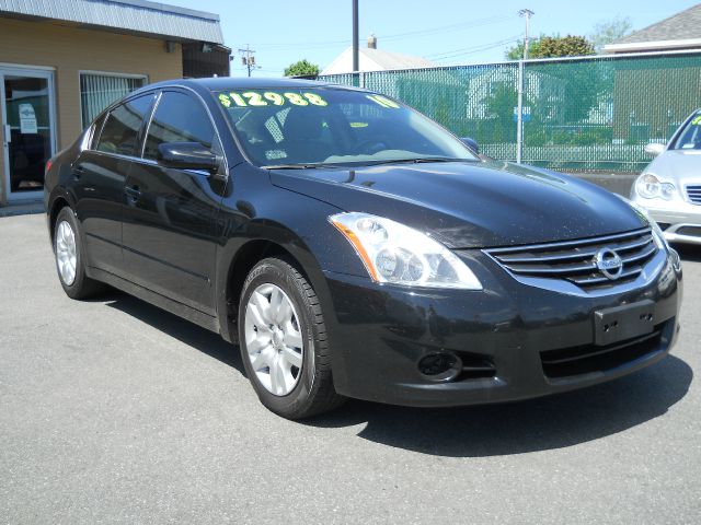 2010 Nissan Altima GS-R