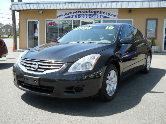 2010 Nissan Altima GS-R