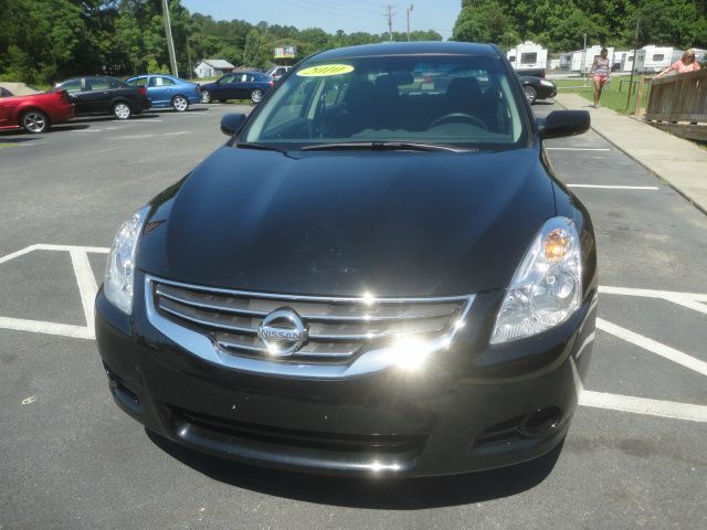 2010 Nissan Altima Unknown