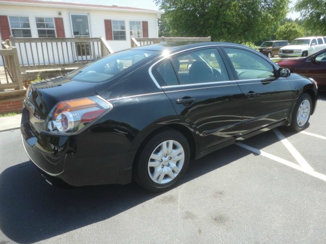 2010 Nissan Altima Unknown