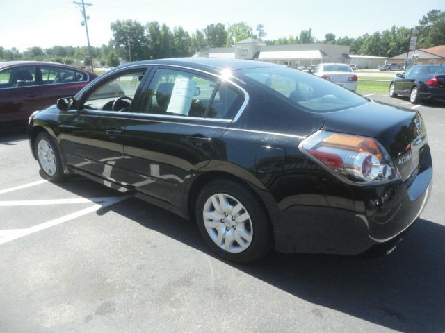 2010 Nissan Altima Unknown