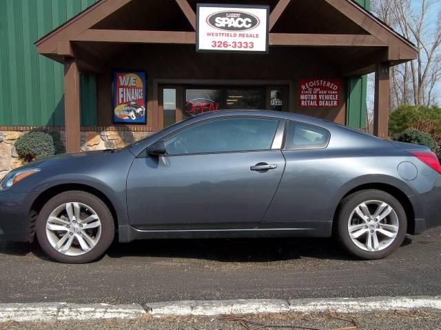 2010 Nissan Altima 2WD Crew Cab 140.5 Laramie