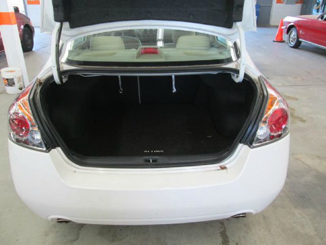 2010 Nissan Altima Pickupslt Quad Cab SWB 4WD 4x4 Truck