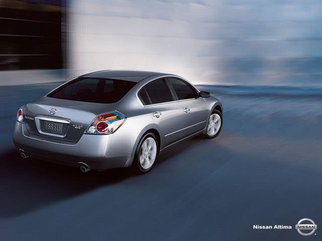 2010 Nissan Altima SLT Quad Cab 2WD