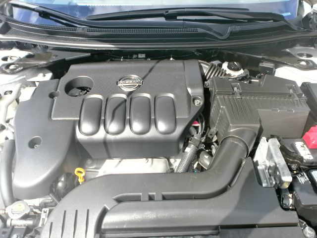 2010 Nissan Altima LS S