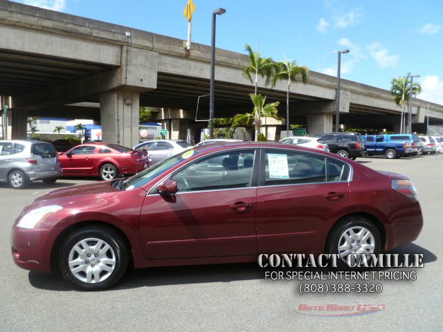 2011 Nissan Altima Unknown