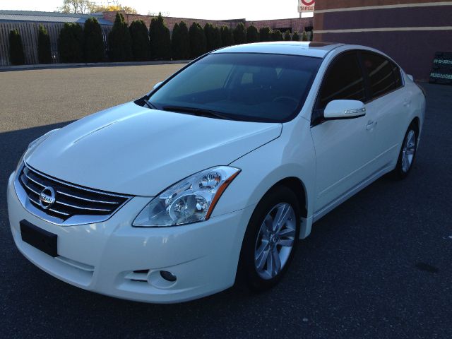 2011 Nissan Altima 4WD Reg Cab 133