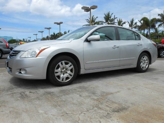 2011 Nissan Altima Pickupslt Quad Cab SWB 4WD 4x4 Truck