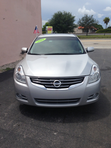 2011 Nissan Altima Pickupslt Quad Cab SWB 4WD 4x4 Truck