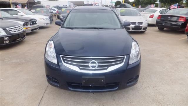 2011 Nissan Altima Mountaineer