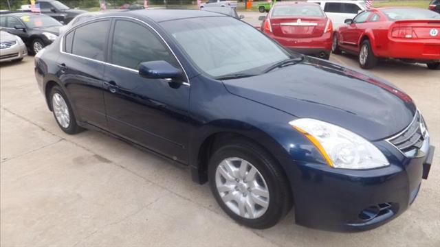 2011 Nissan Altima Mountaineer