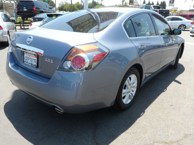 2011 Nissan Altima Pickupslt Quad Cab SWB 4WD 4x4 Truck