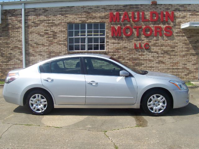 2011 Nissan Altima Pickupslt Quad Cab SWB 4WD 4x4 Truck