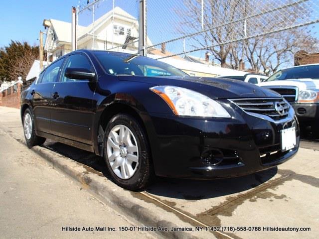 2011 Nissan Altima 4WD Crew Cab 140.5 Laramie