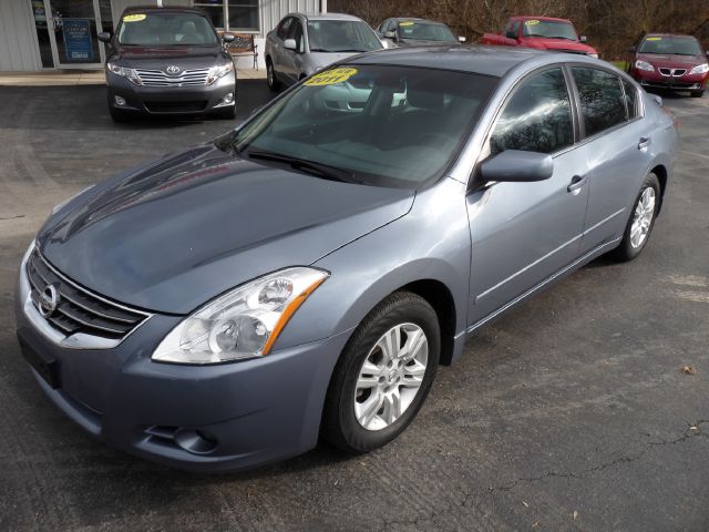 2011 Nissan Altima Pickupslt Quad Cab SWB 4WD 4x4 Truck