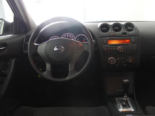 2011 Nissan Altima Unknown