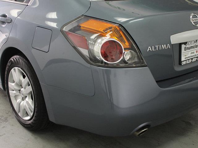 2011 Nissan Altima Unknown