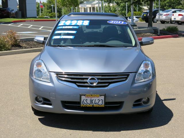 2011 Nissan Altima 4WD Reg Cab 133