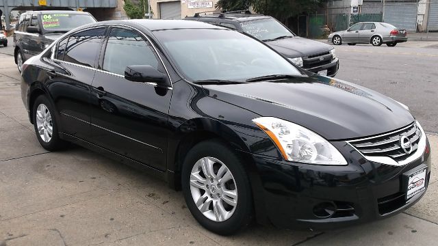 2011 Nissan Altima Pickupslt Quad Cab SWB 4WD 4x4 Truck