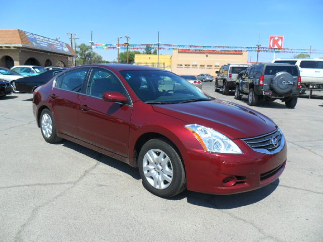 2011 Nissan Altima Pickupslt Quad Cab SWB 4WD 4x4 Truck