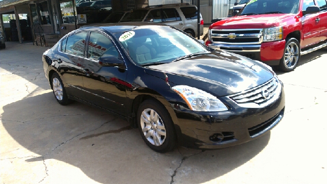 2011 Nissan Altima Pickupslt Quad Cab SWB 4WD 4x4 Truck