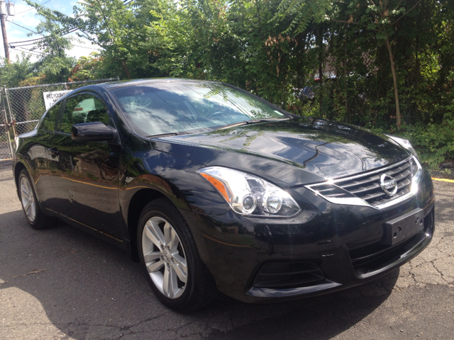 2011 Nissan Altima C/k1500 2WD Extended Cab