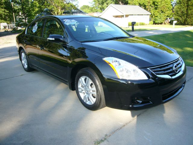 2011 Nissan Altima Pickupslt Quad Cab SWB 4WD 4x4 Truck