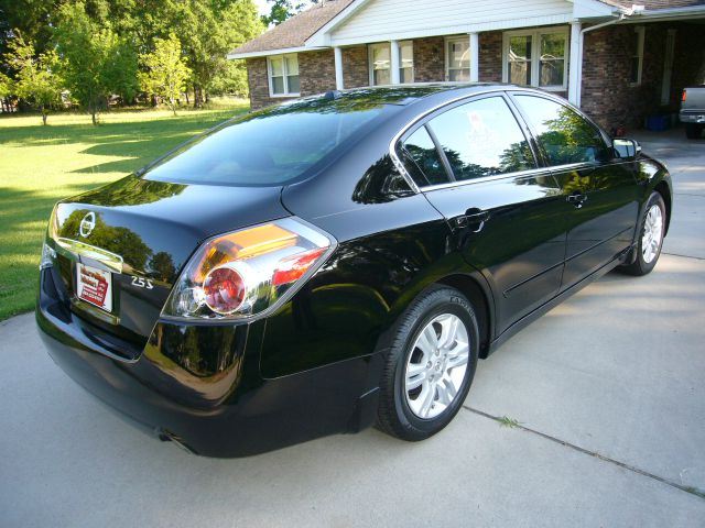 2011 Nissan Altima Pickupslt Quad Cab SWB 4WD 4x4 Truck