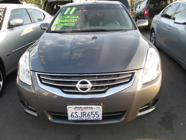 2011 Nissan Altima Pickupslt Quad Cab SWB 4WD 4x4 Truck