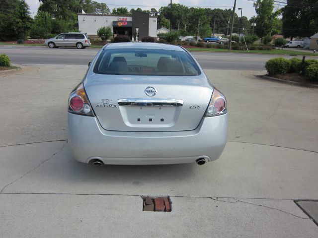 2011 Nissan Altima Pickupslt Quad Cab SWB 4WD 4x4 Truck