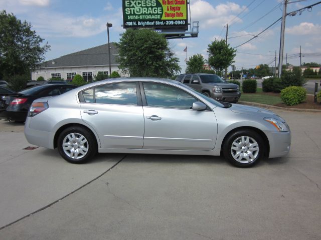 2011 Nissan Altima Pickupslt Quad Cab SWB 4WD 4x4 Truck