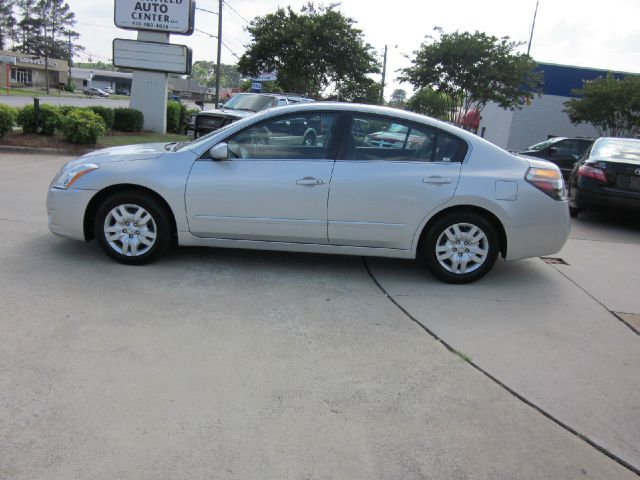 2011 Nissan Altima Pickupslt Quad Cab SWB 4WD 4x4 Truck