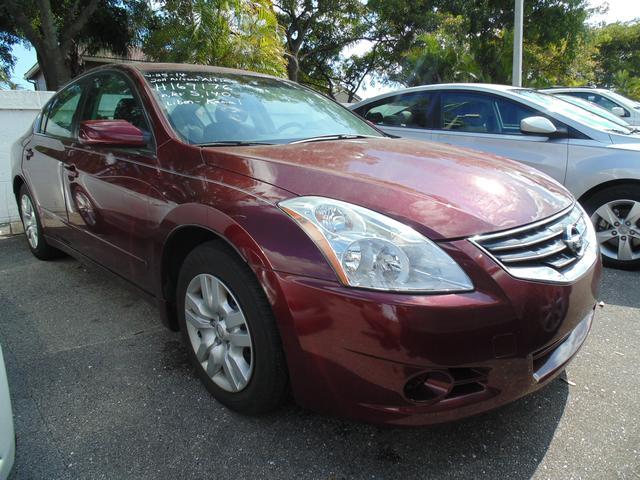 2011 Nissan Altima Pickupslt Quad Cab SWB 4WD 4x4 Truck