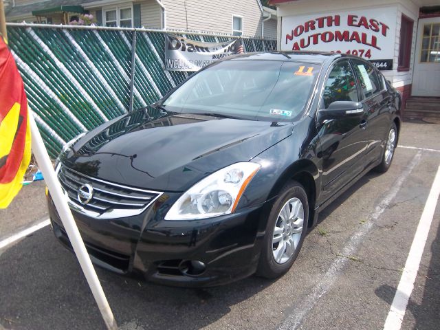 2011 Nissan Altima SLT Quad Cab 2WD