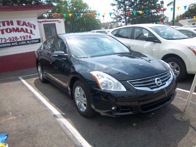 2011 Nissan Altima SLT Quad Cab 2WD