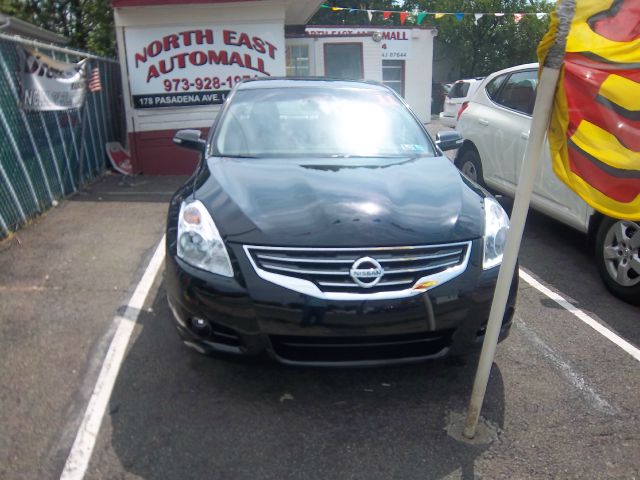 2011 Nissan Altima SLT Quad Cab 2WD