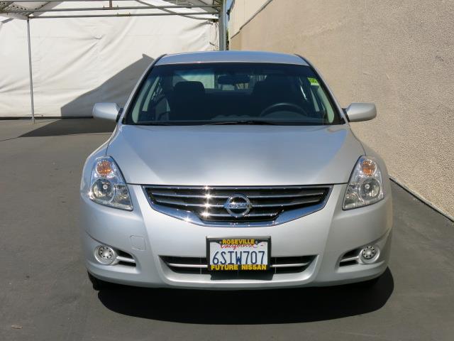 2011 Nissan Altima FWD 4dr