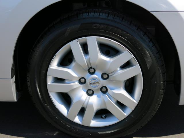 2011 Nissan Altima FWD 4dr