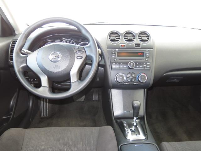 2011 Nissan Altima FWD 4dr