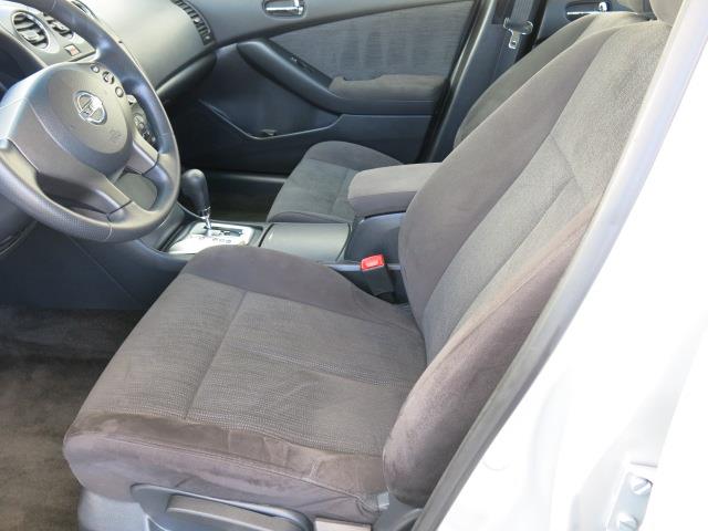 2011 Nissan Altima FWD 4dr