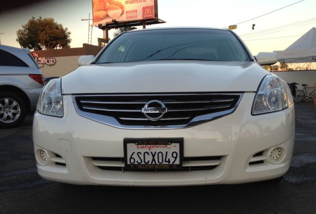 2011 Nissan Altima Pickupslt Quad Cab SWB 4WD 4x4 Truck