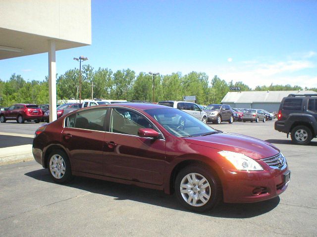 2011 Nissan Altima Pickupslt Quad Cab SWB 4WD 4x4 Truck