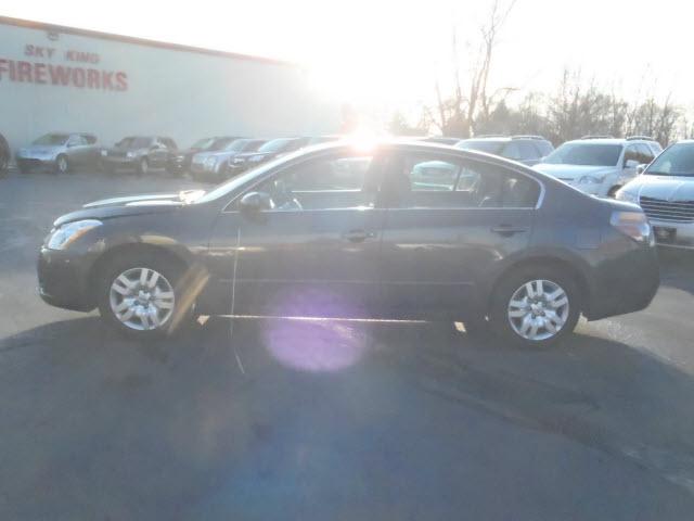 2011 Nissan Altima Pickupslt Quad Cab SWB 4WD 4x4 Truck