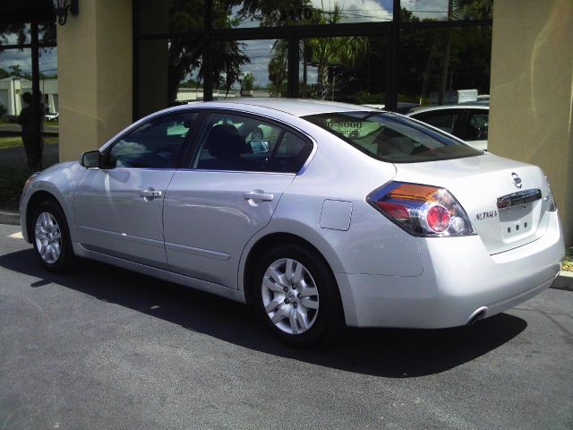 2012 Nissan Altima Pickupslt Quad Cab SWB 4WD 4x4 Truck