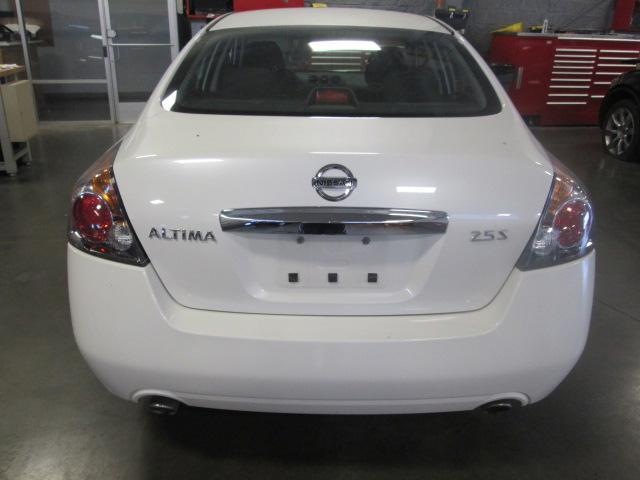 2012 Nissan Altima Unknown