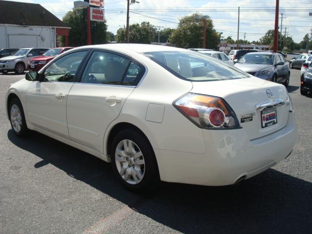 2012 Nissan Altima GS-R