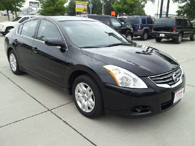 2012 Nissan Altima Pickupslt Quad Cab SWB 4WD 4x4 Truck