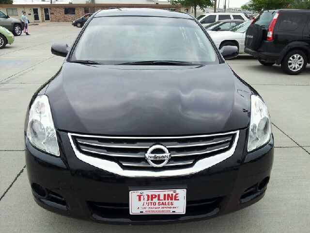 2012 Nissan Altima Pickupslt Quad Cab SWB 4WD 4x4 Truck